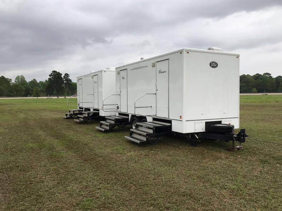restroom trailer rental units